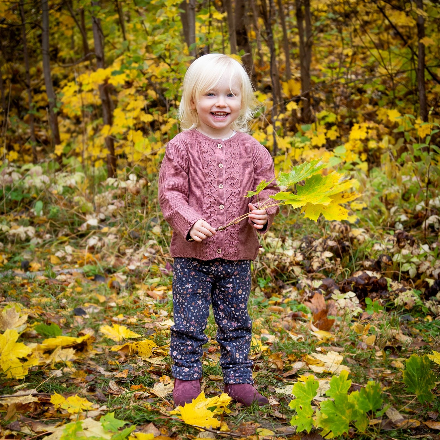 Stretchbyxor blommiga