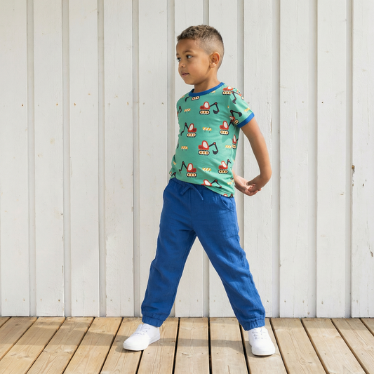 T-shirt grävmaskiner