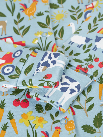Babypyjamas bondgårdstema