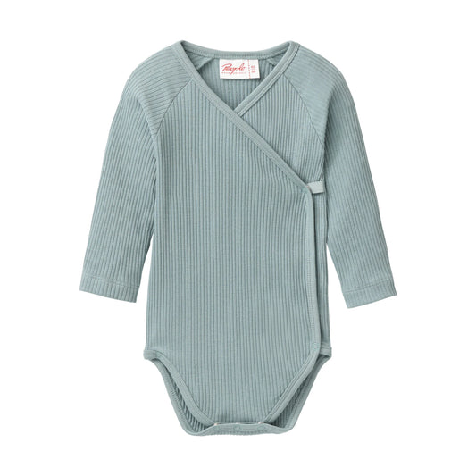 Ekologisk omlottbody för baby i balsamgrönt från People Wear Organic