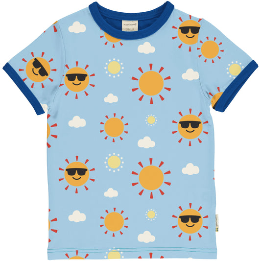 Ekologisk t-shirt för barn från Maxomorra med mönster med solar