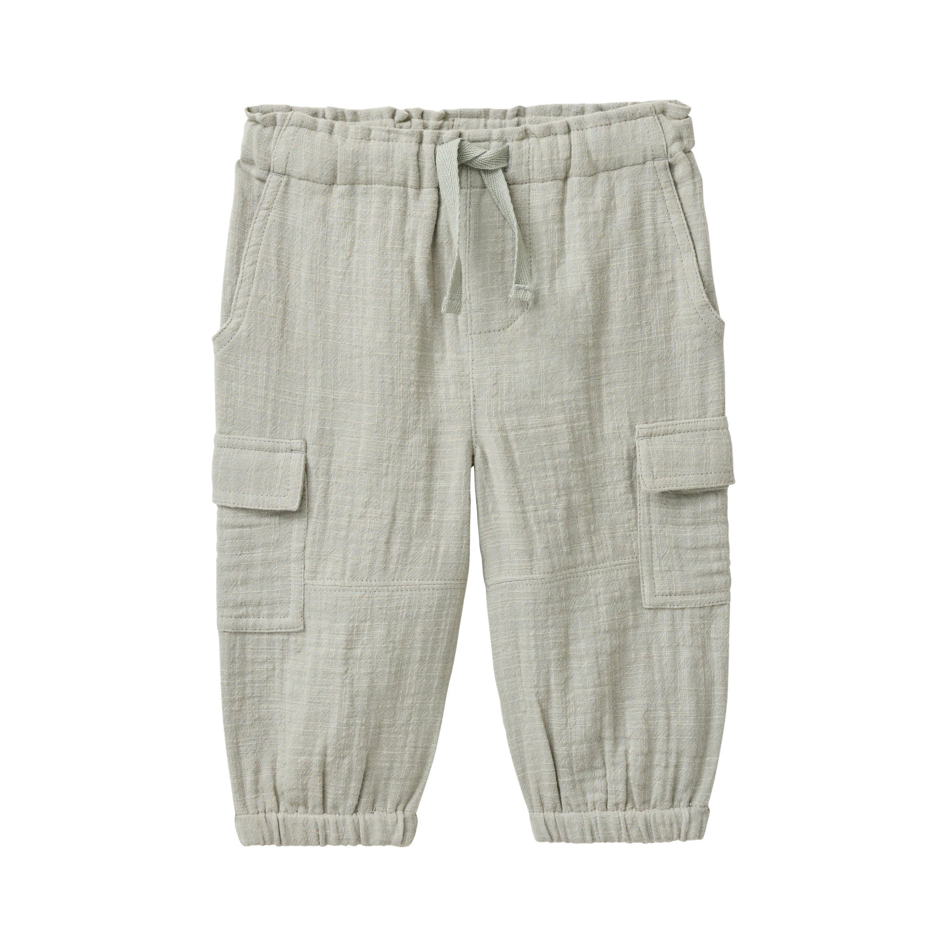 Gröna cargo babybyxor från People Wear Organic i ekologisk bomull